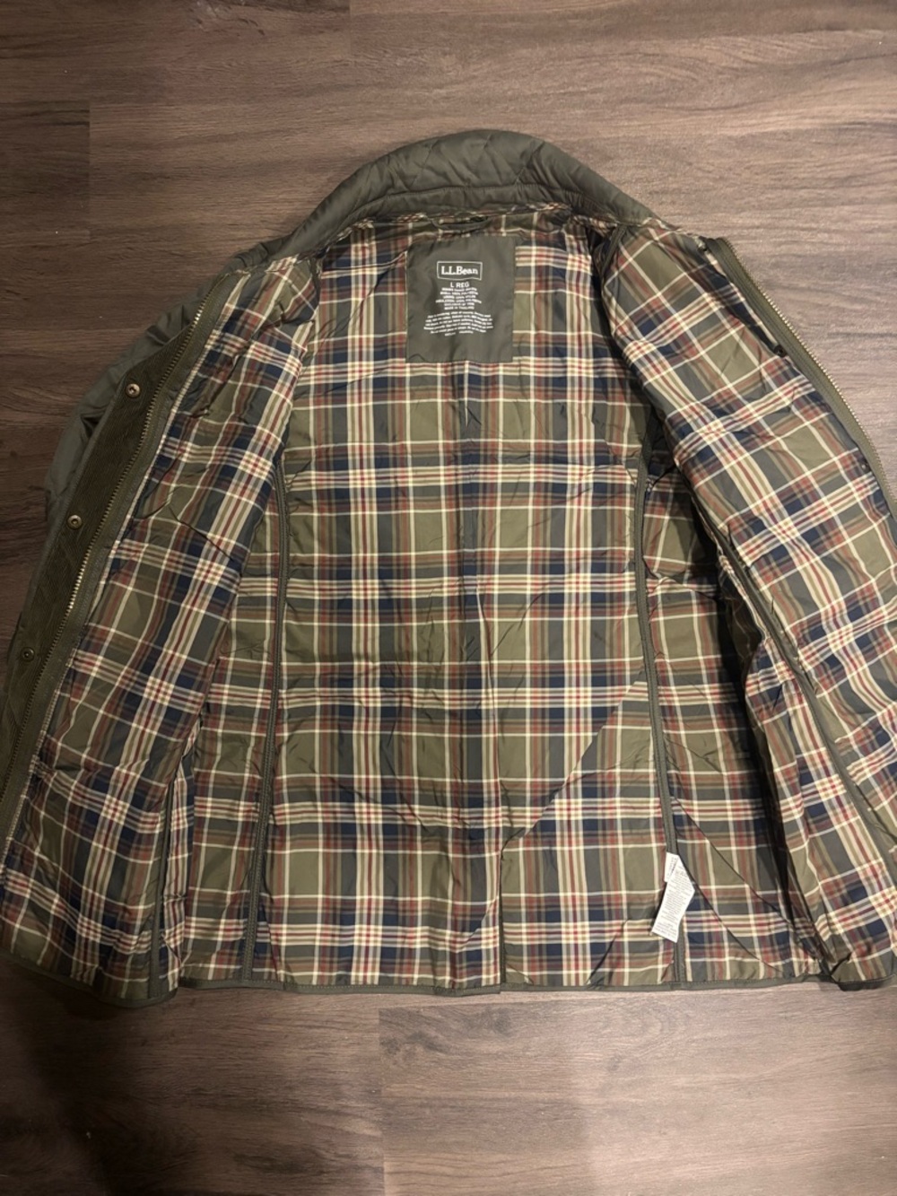 L.L. Bean Quilted Puffer Jacket in Olive - Picture 3 of 3